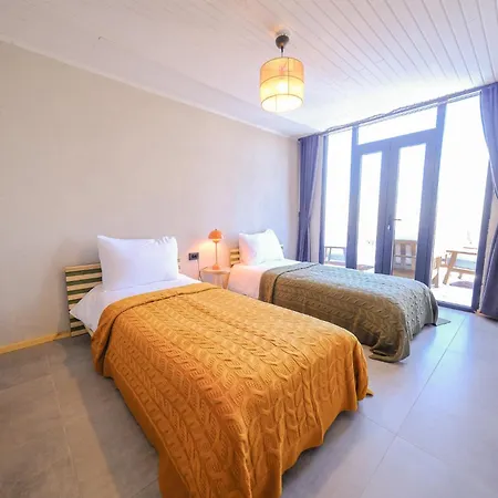 Nocleg ze śniadaniem Pastel 4*