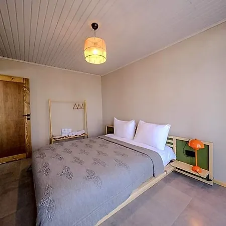 Pastel Bed and breakfast 4*