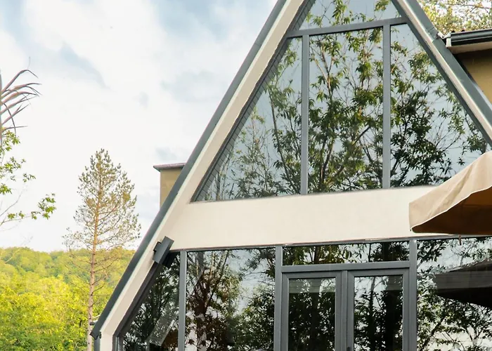 Pastel 4* سبانجا